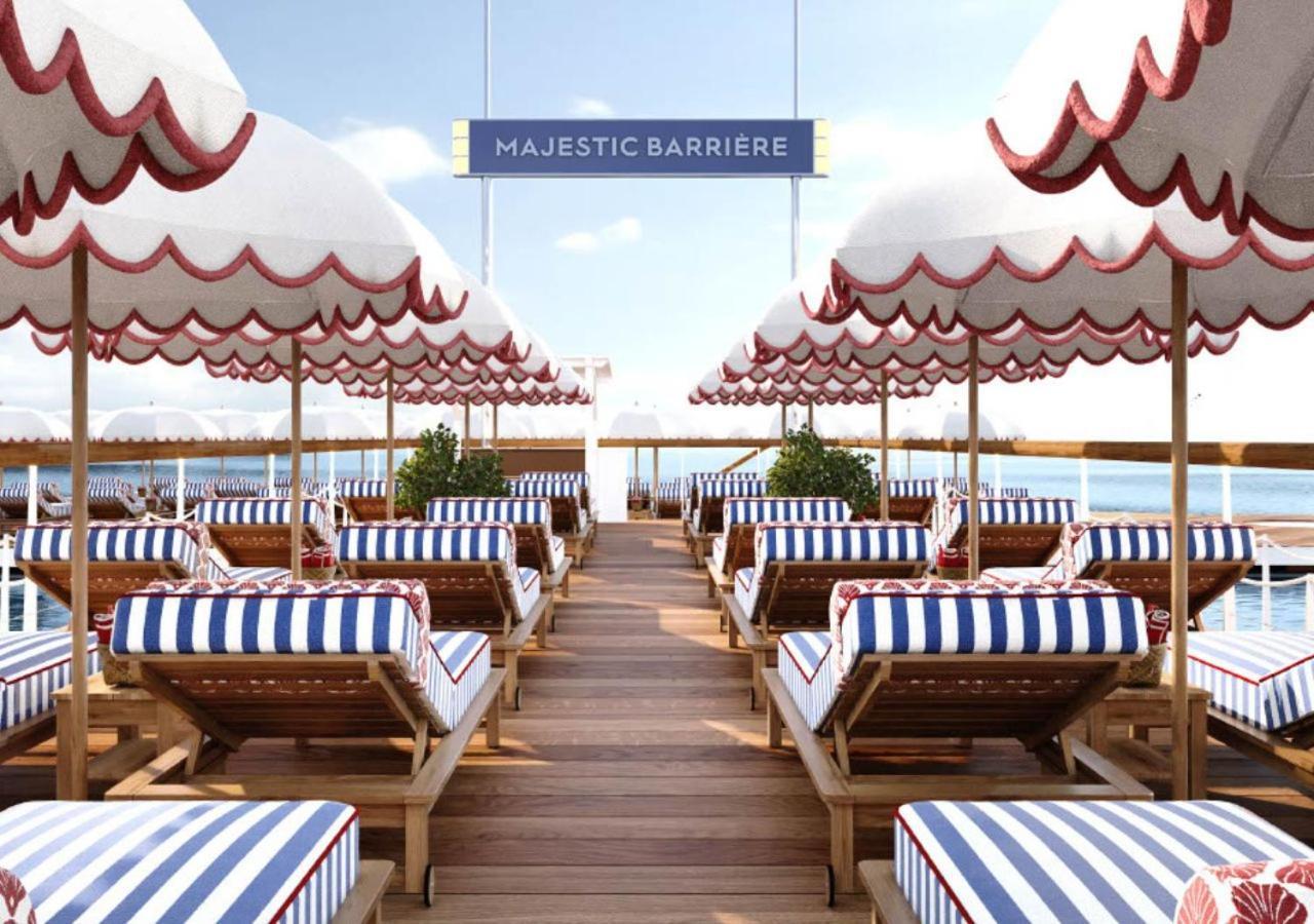 โรงแรมบาริแยร์ เลอ มาเจสติค คานส์ ภายนอก รูปภาพ The Majestic Barrière
