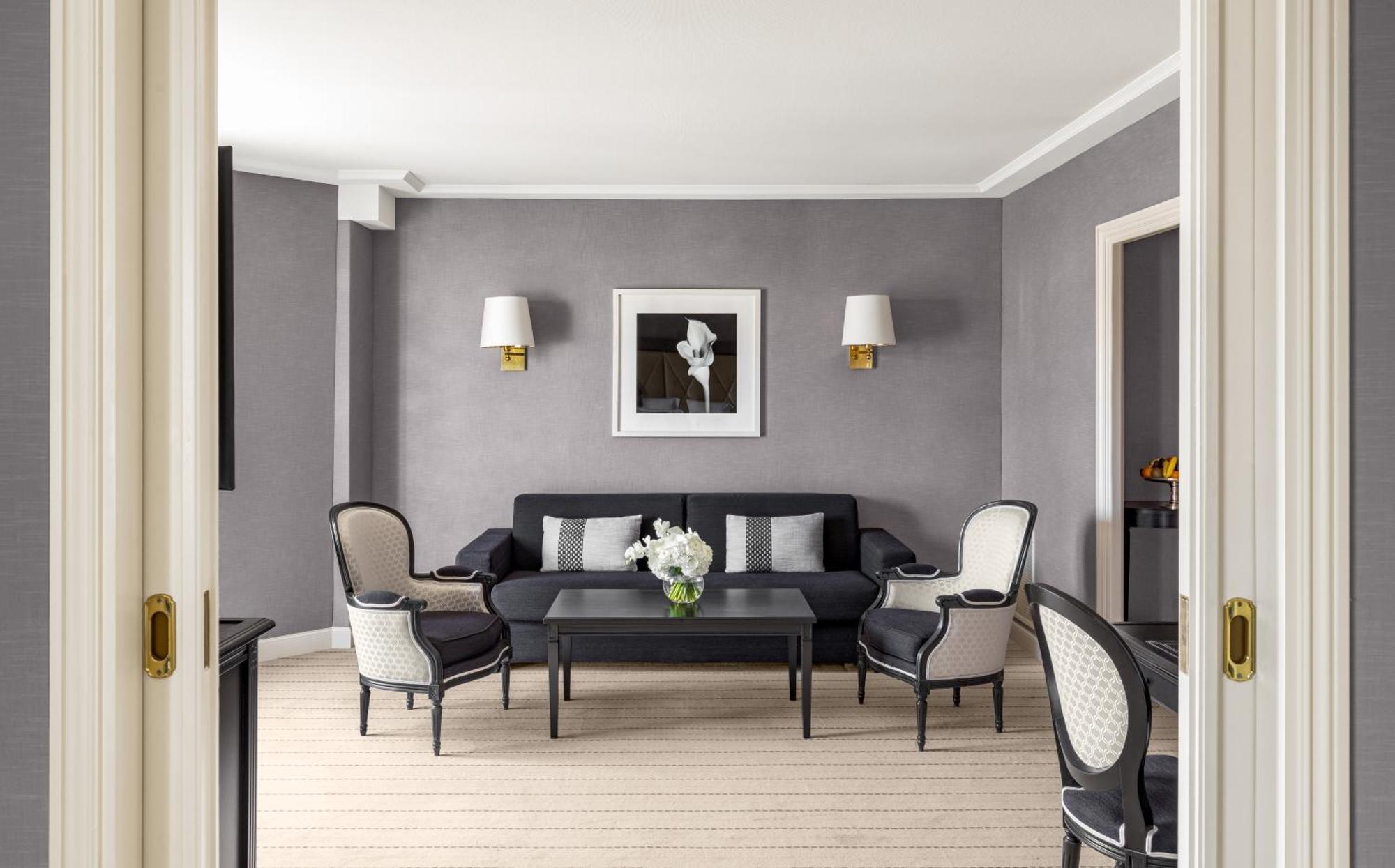 โรงแรมบาริแยร์ เลอ มาเจสติค คานส์ ภายนอก รูปภาพ A suite at the hotel